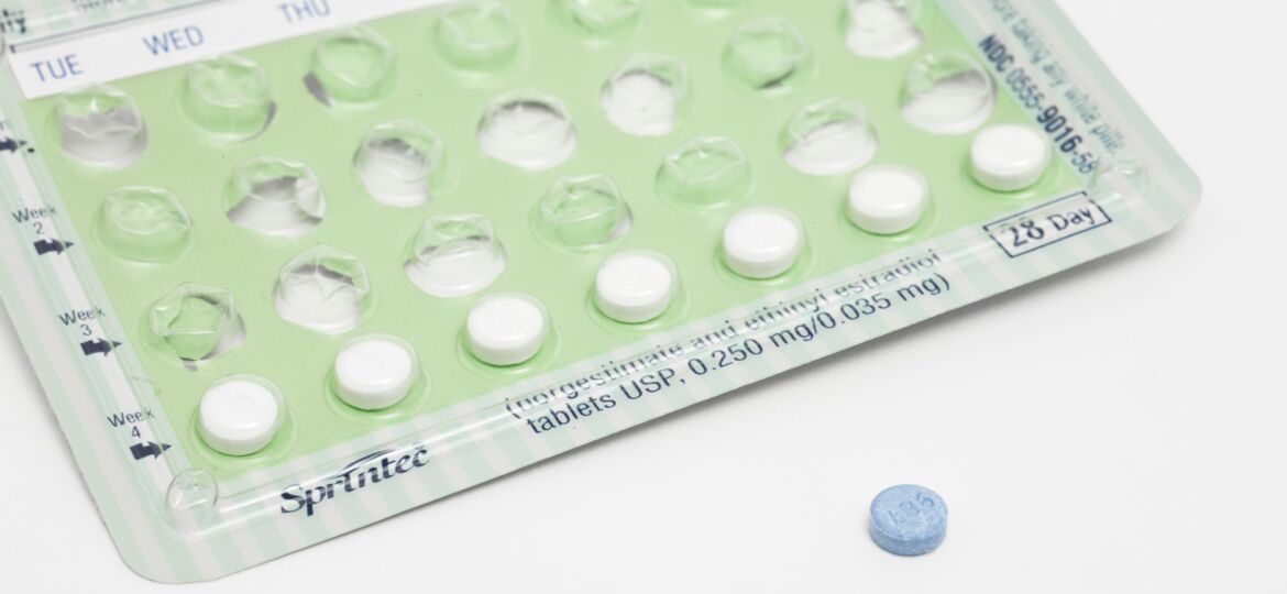 Package of combined oral contraceptive pills